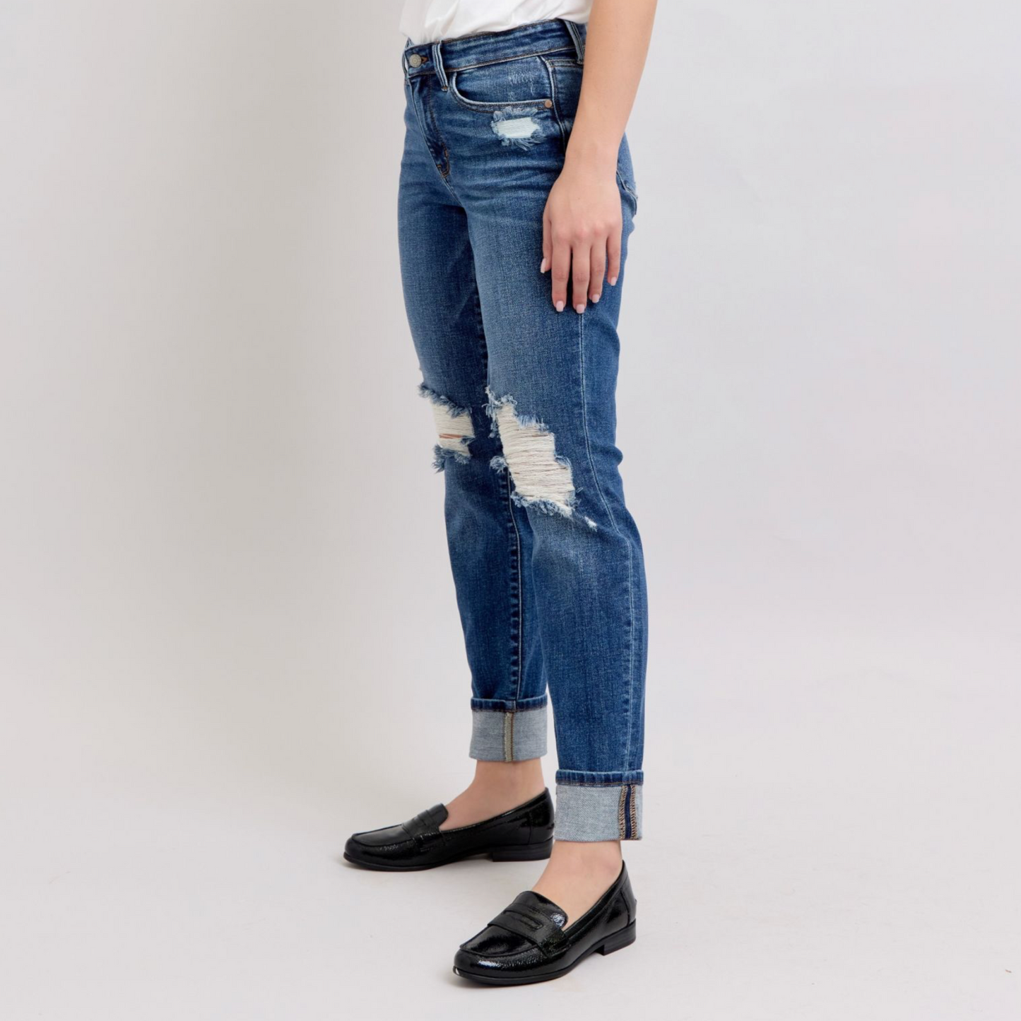 Judy Blue Mid Rise Cuffed Destroy Boyfriend Jean
