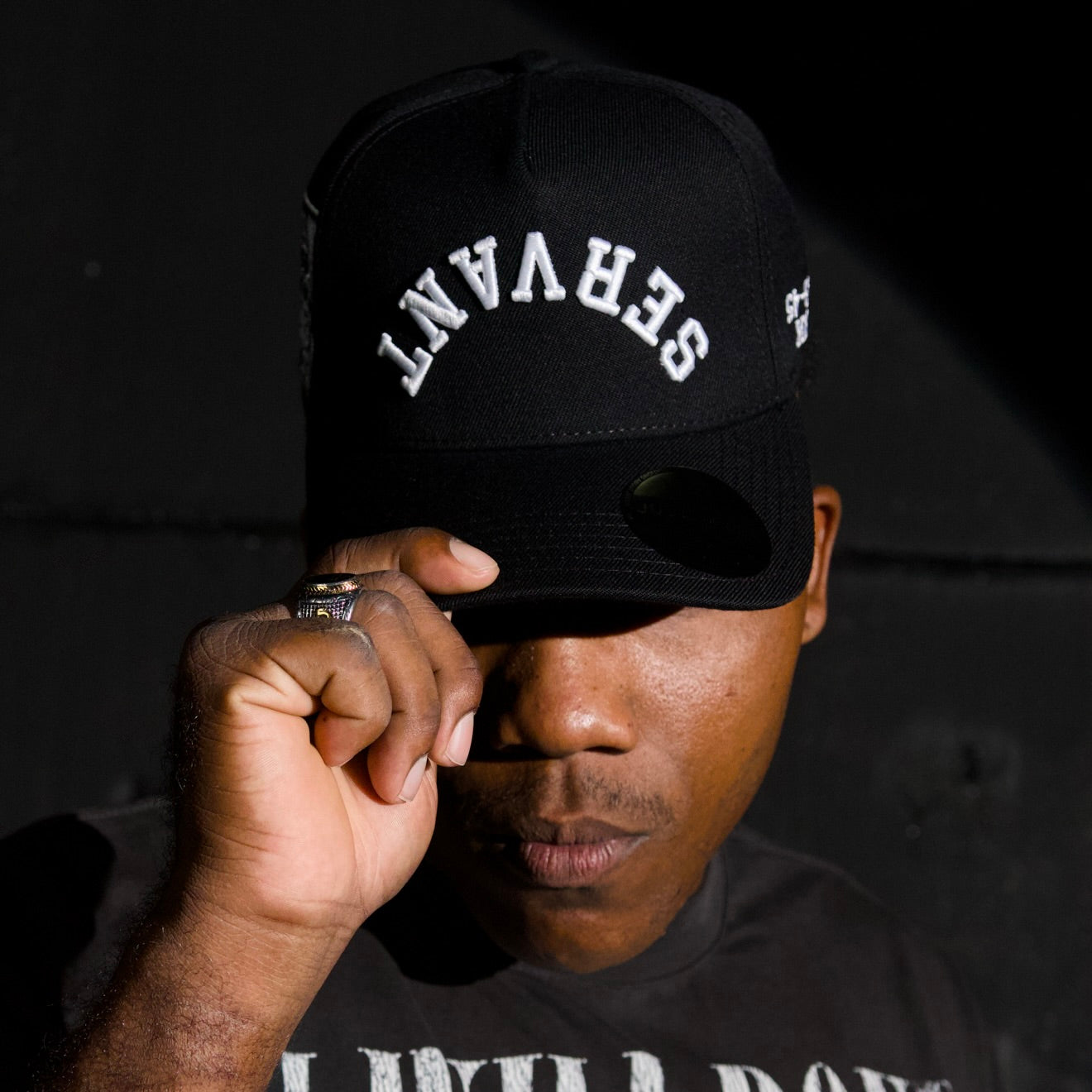 ‘SERVANT’ Premium Wool Blend SnapBack - Black/White