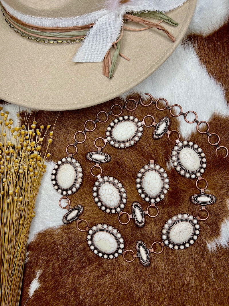 Mercedes Lg/XL White Concho Belt