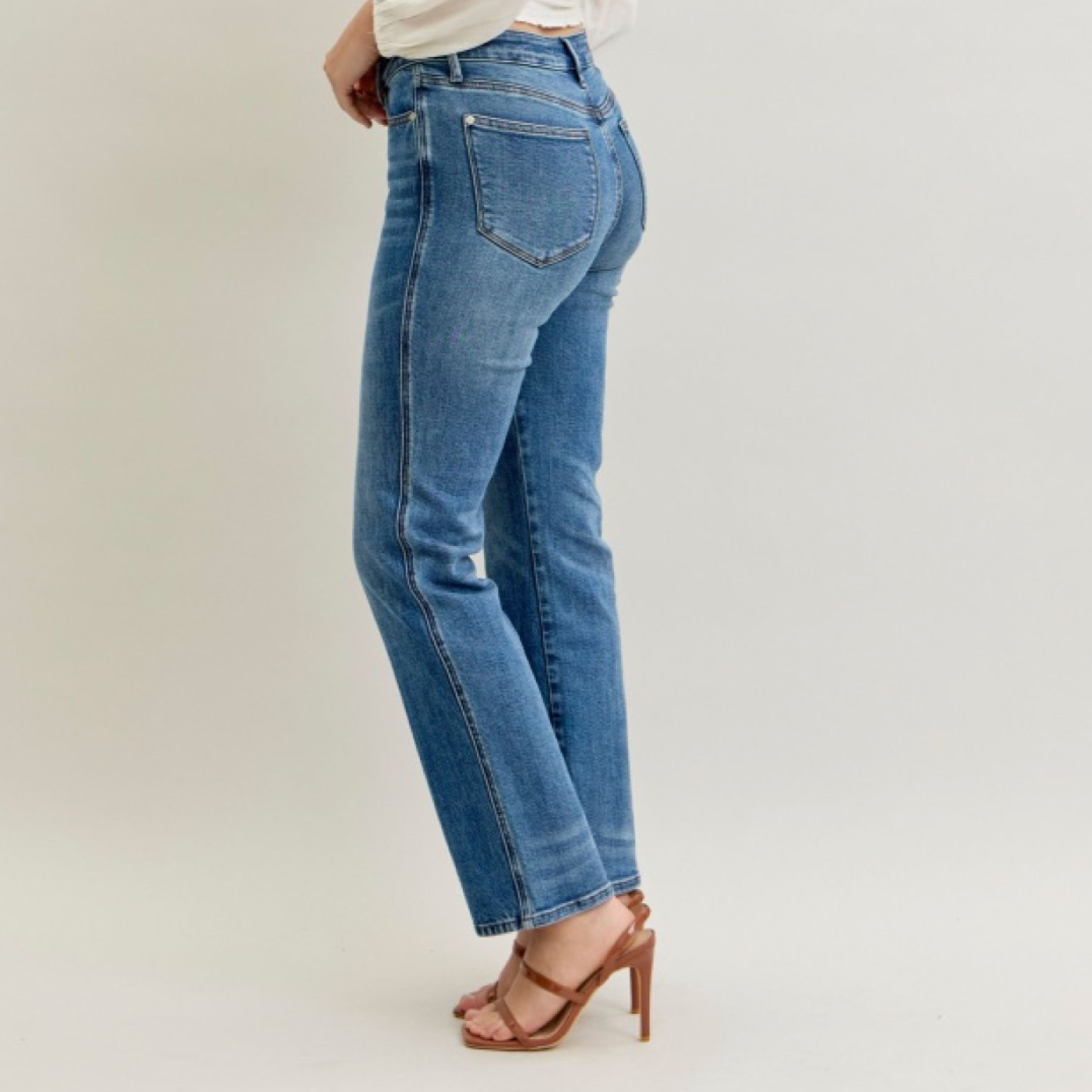 Judy Blue Mid Rise Button Fly Rigid Magic Jeans
